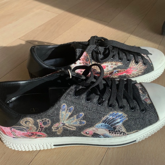 valentino shoes size 42